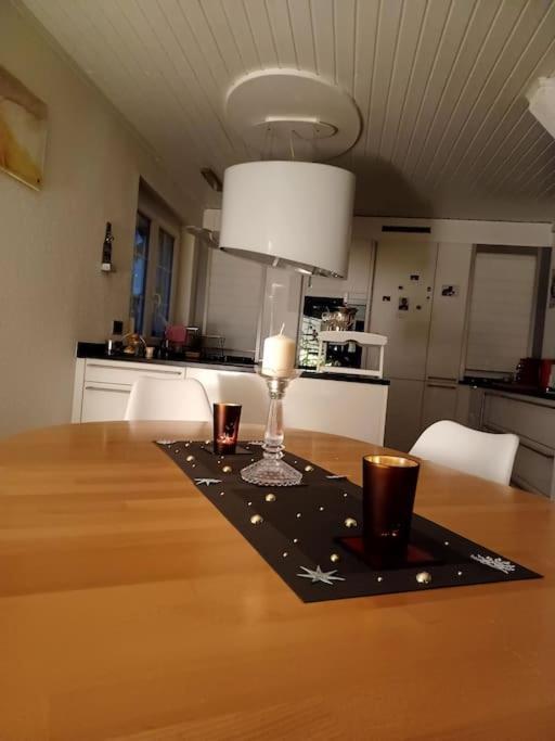 Cheerful Villa With Fireplace, Bath-Tub And Garden Noville Esterno foto